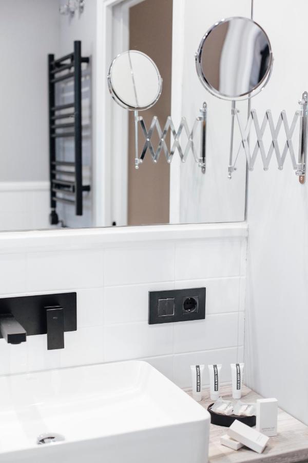 Modern And Luxury- 2Bd 2Bth- Socorro Apartment เซบีญา ภายนอก รูปภาพ