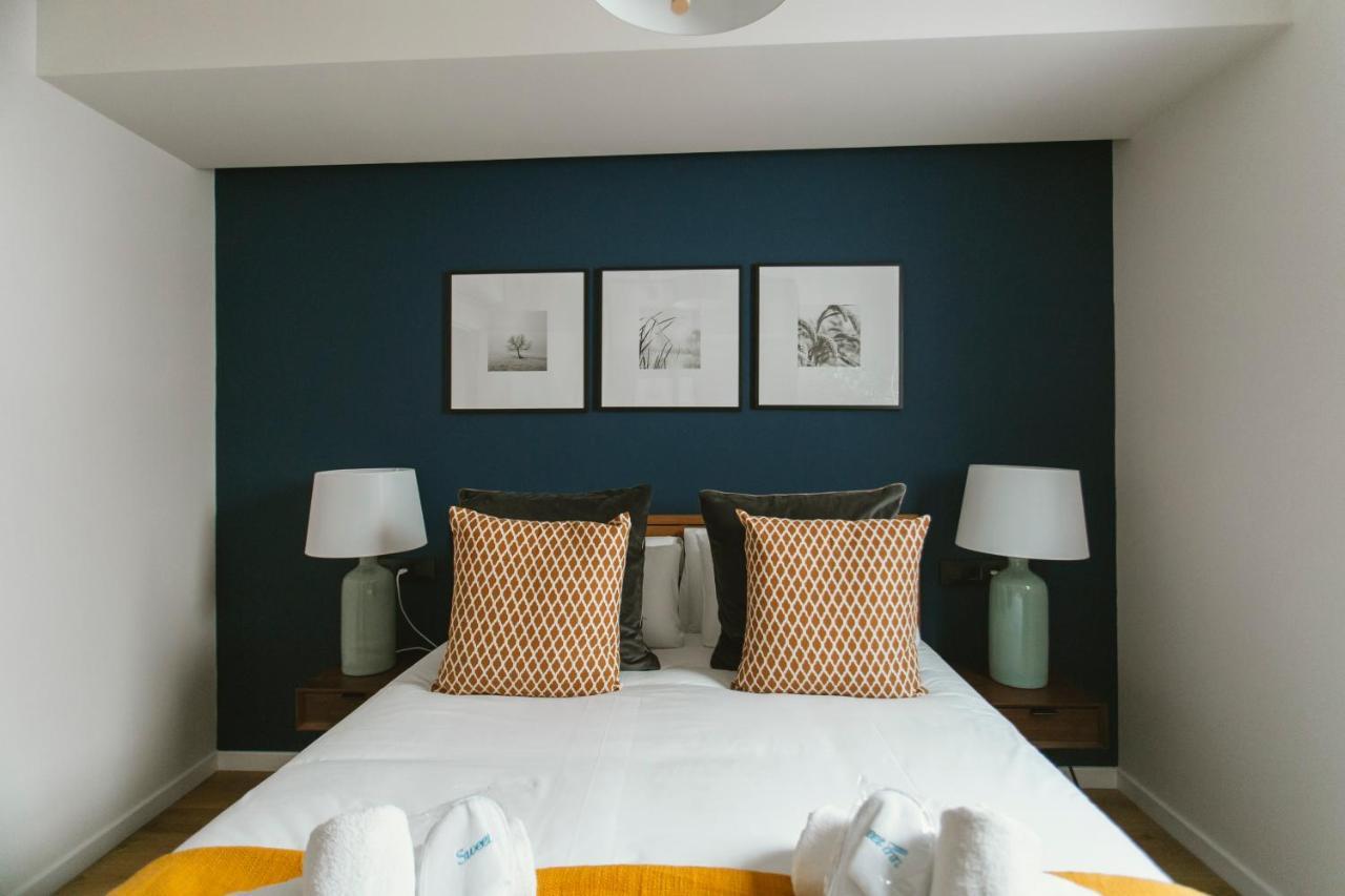 Modern And Luxury- 2Bd 2Bth- Socorro Apartment เซบีญา ภายนอก รูปภาพ