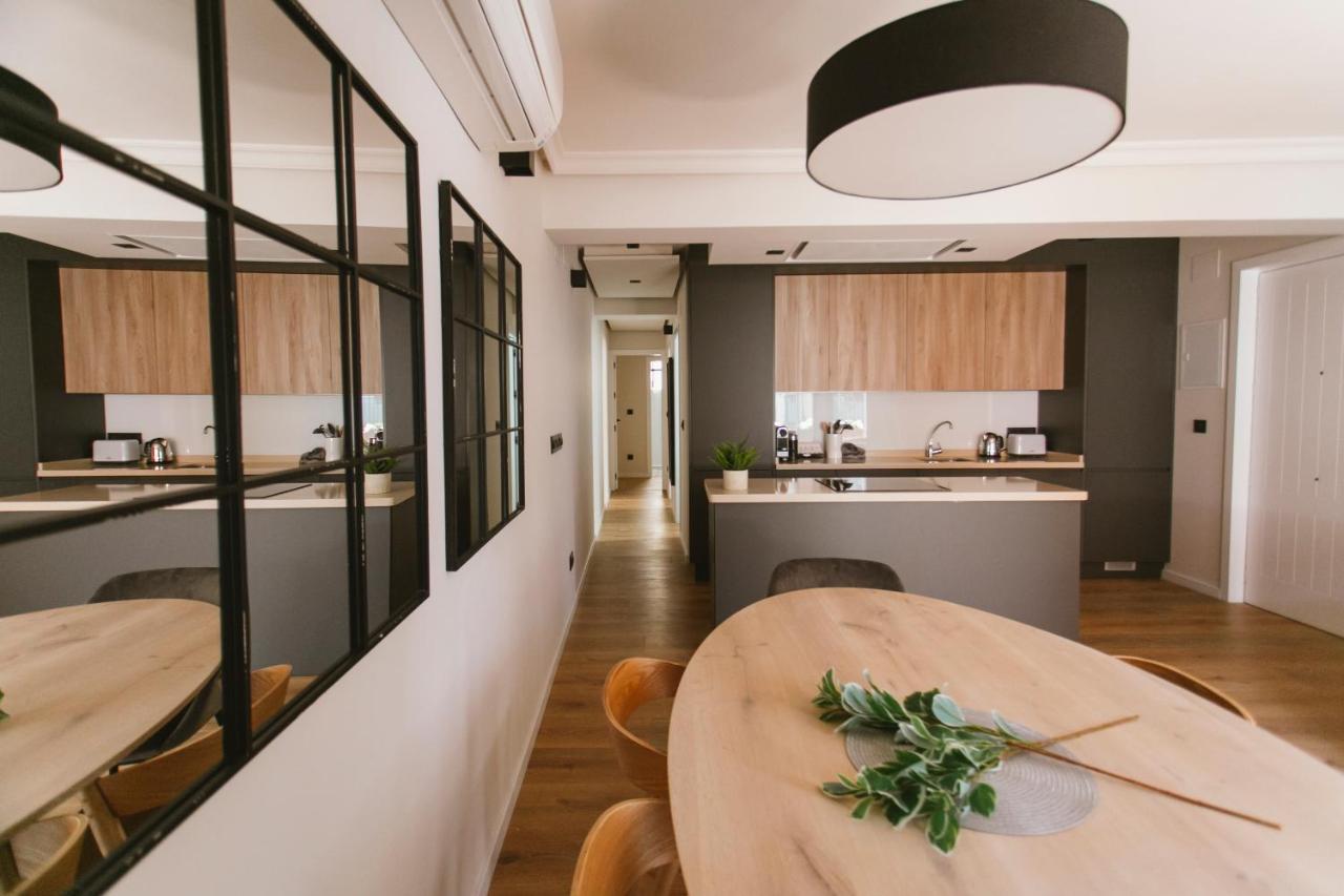 Modern And Luxury- 2Bd 2Bth- Socorro Apartment เซบีญา ภายนอก รูปภาพ