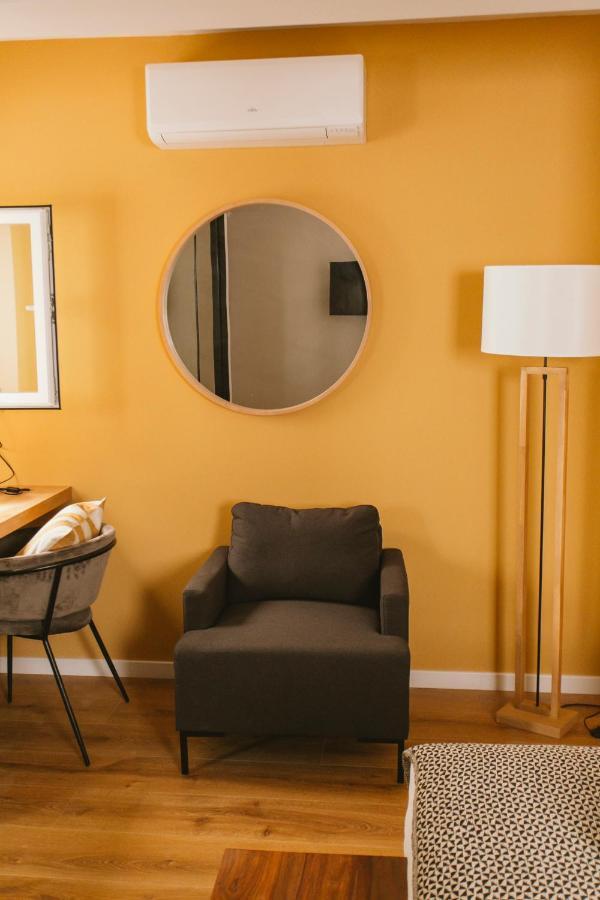 Modern And Luxury- 2Bd 2Bth- Socorro Apartment เซบีญา ภายนอก รูปภาพ